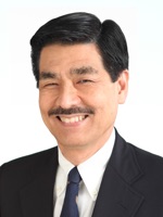 大会長:新崎 章 写真